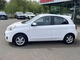 Nissan Micra Acenta - Nissan Micra: Acenta
