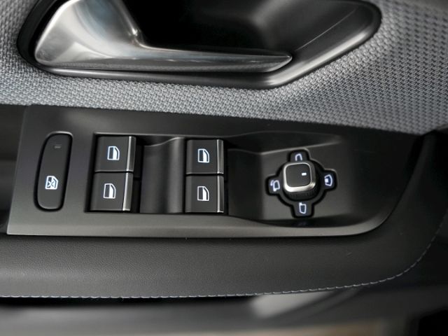 Grandland B GS HYBRID eDCT+LED MATRIX+NAVI+360 G