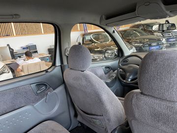 Toyota Yaris 1.3 linea sol *Klima*TÜV0826*AHK*