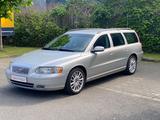 Volvo V70 Kombi 2.5 T Edition Sport Xenon AHK - Volvo V70: Edition Sport