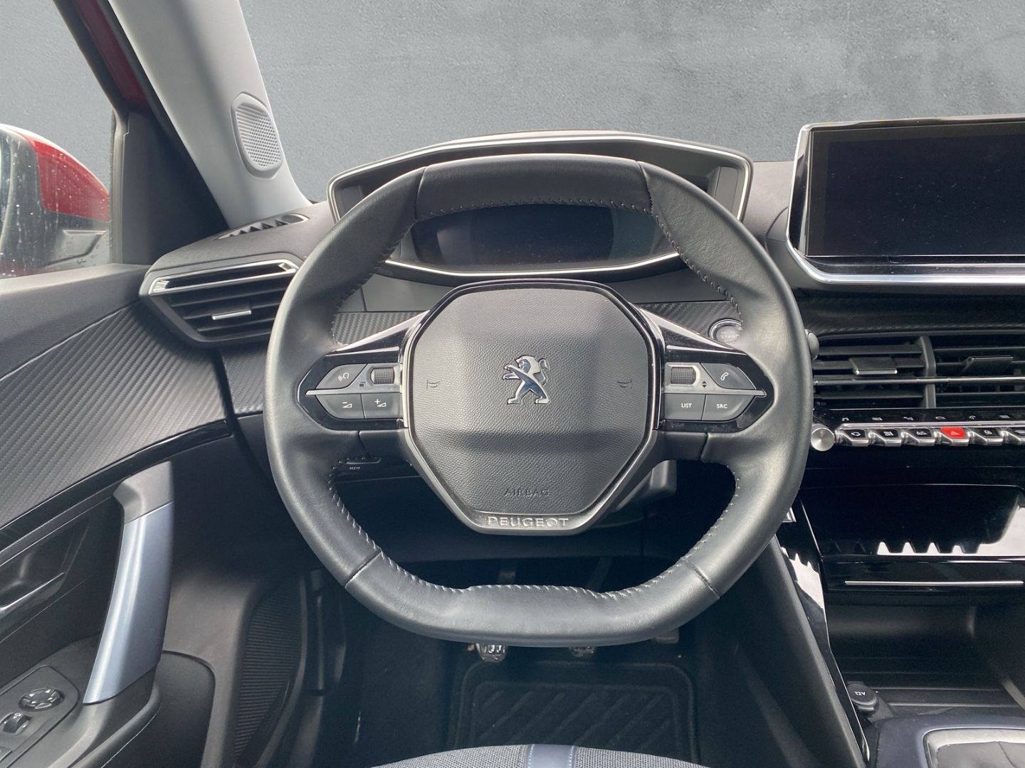 Fahrzeugabbildung Peugeot 2008 Allure 1.2 PureTech 130 EU6d *GT-Line Paket