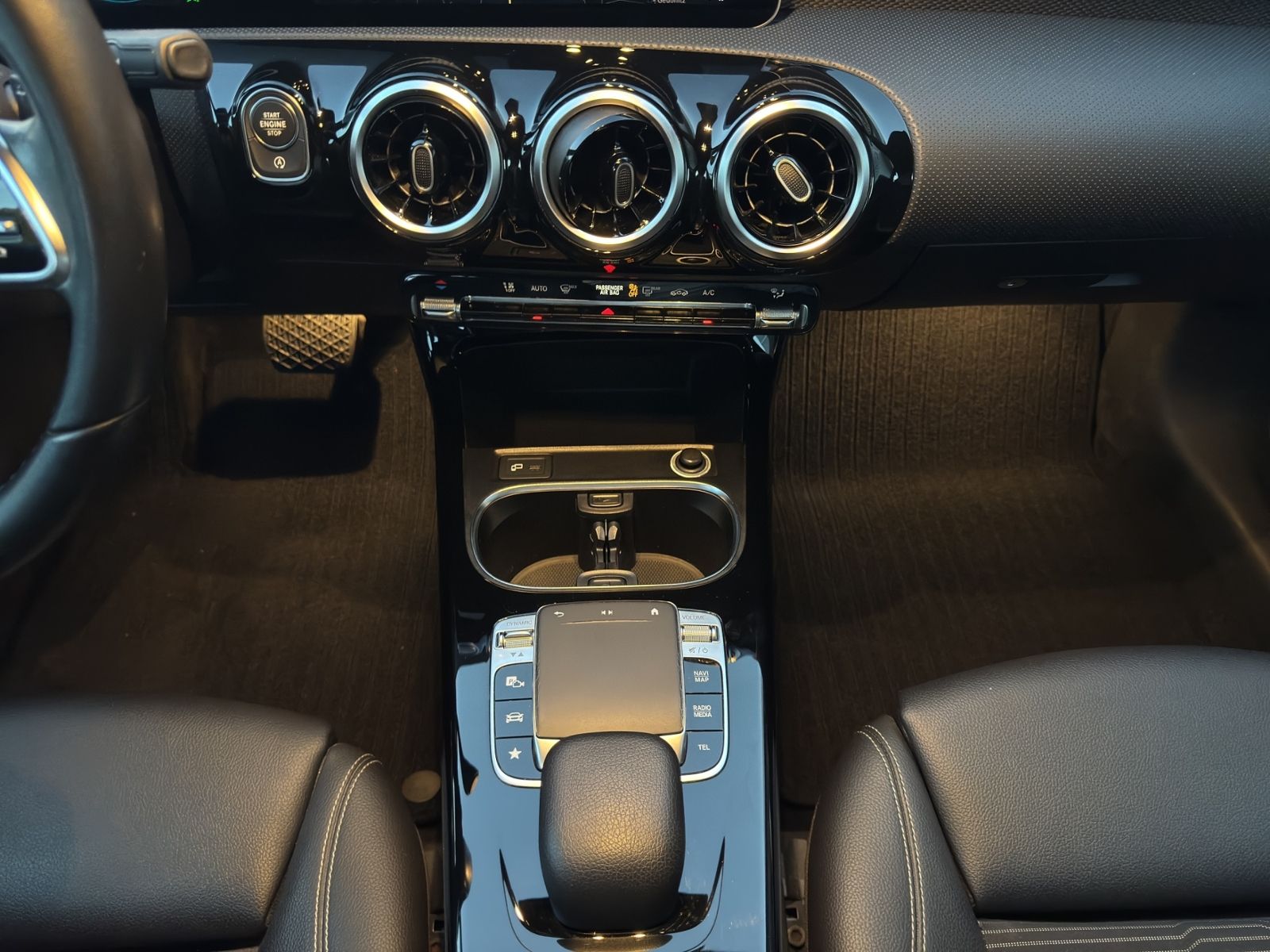 A  220 Progressive *LED*NAVI*