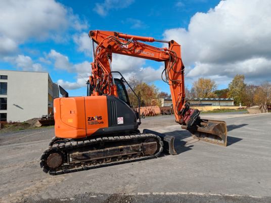 Hitachi ZX135US-5 Verstell/OQ 70/55 (netto 89.900 €)