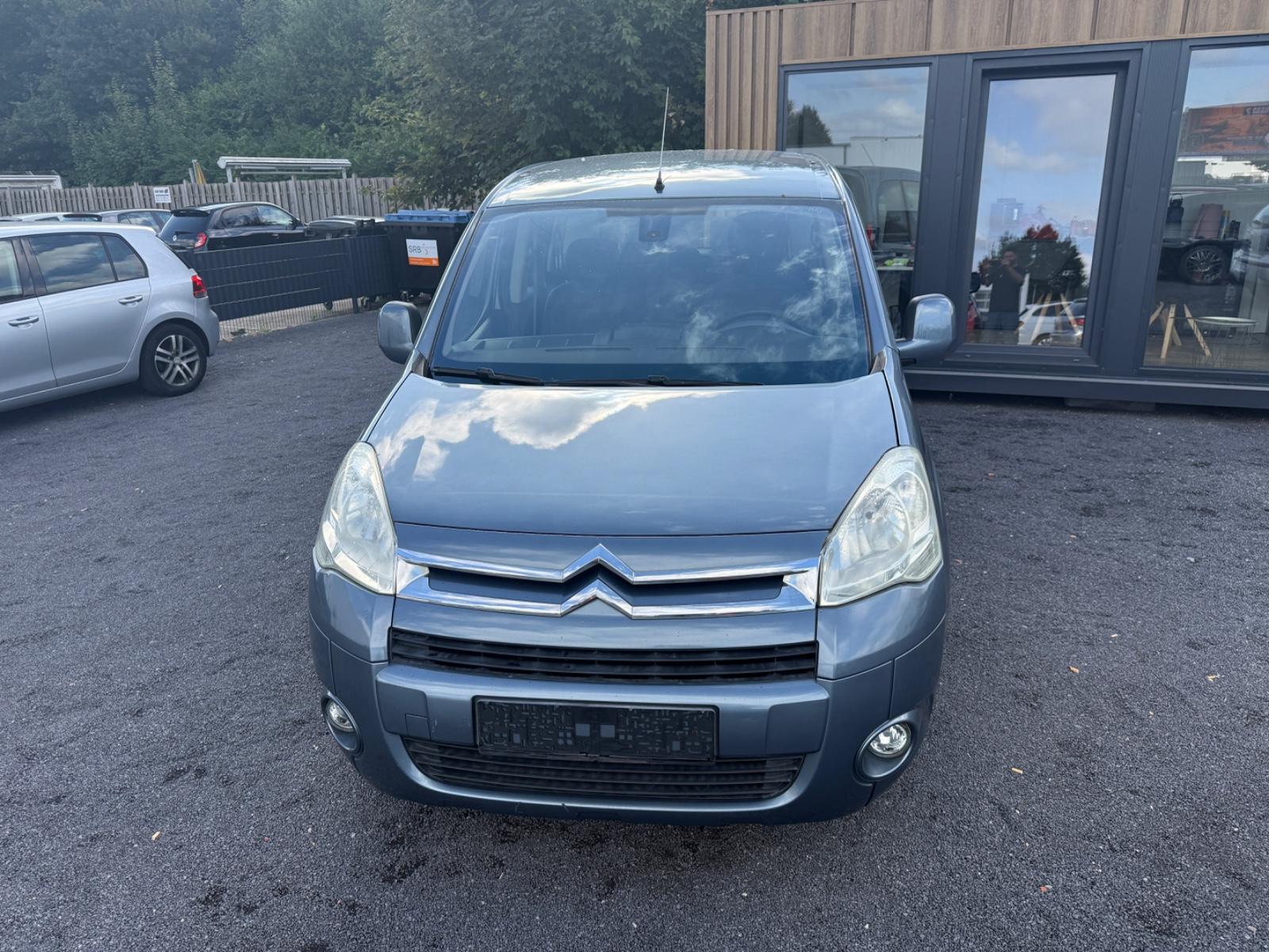 Citroën Berlingo Kombi Multispace *AHK*SHZ*1.Hand,TÜVneu