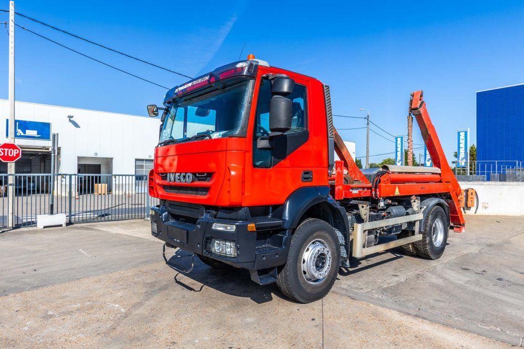 Iveco STRALYS 300 + MULTI BENNE AJK