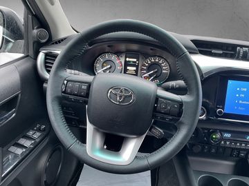 Toyota Hilux 2.4D 4x4 Double Cab Comfort *FACELIFT*ACC*