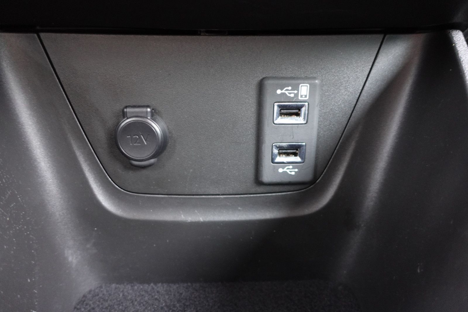 Fahrzeugabbildung Opel Crossland 1.2T AUTOMATIK,Navi,Kamera,Sitzhzg,LED