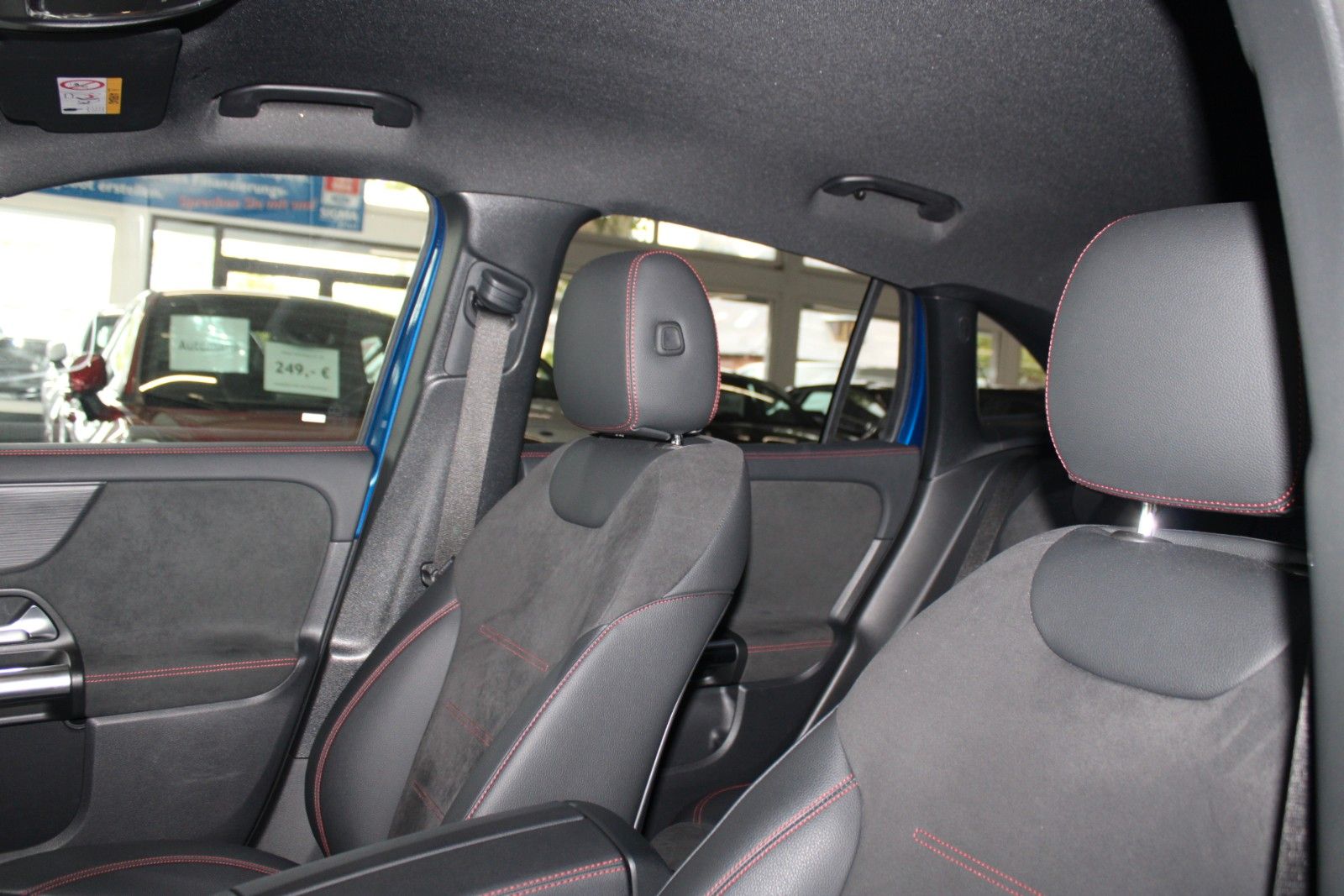 Fahrzeugabbildung Mercedes-Benz GLA 200 d Aut. AMG-Line Adv. Plus Multibeam MBUX
