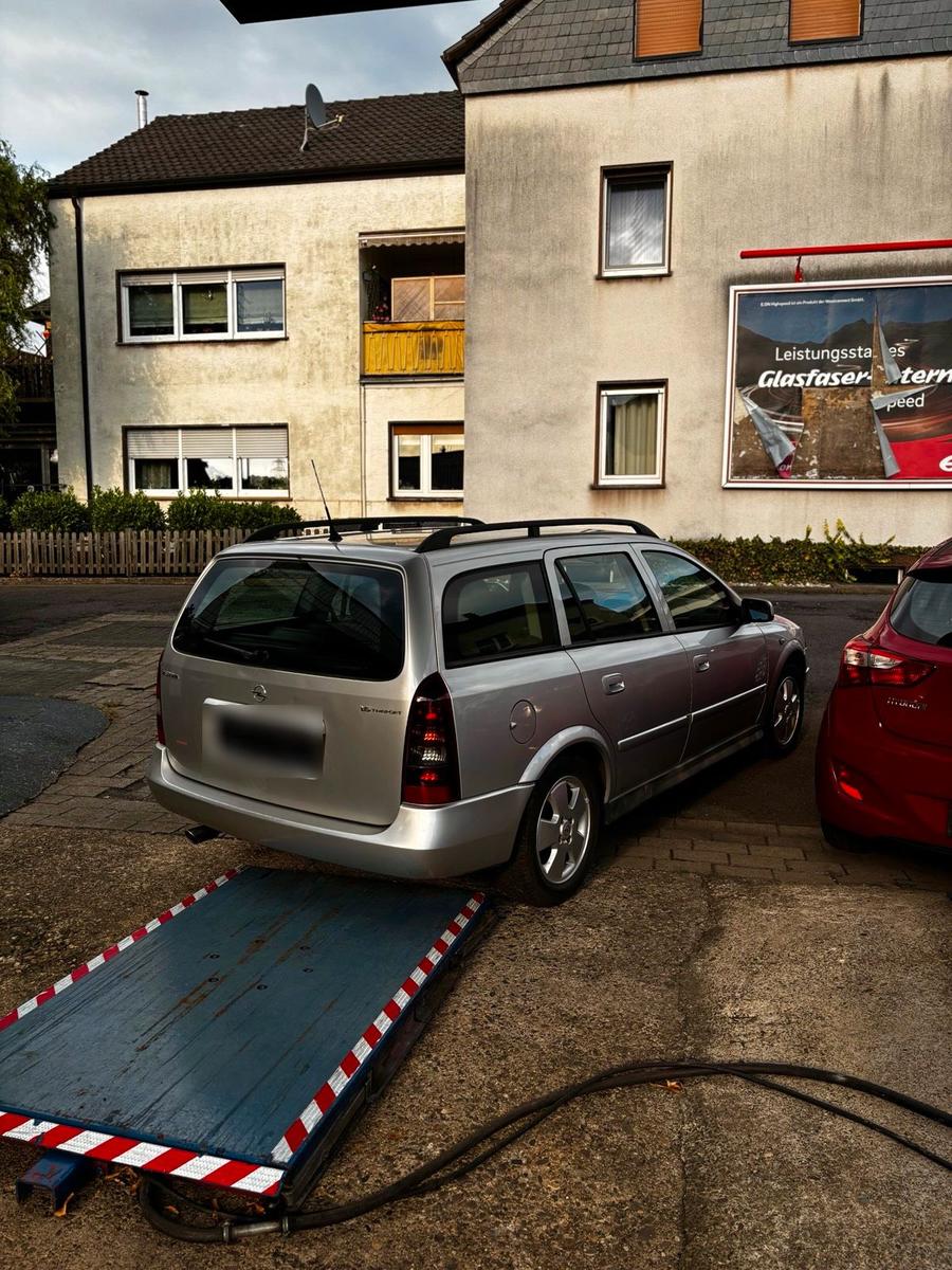 Opel Astra 2004 — photo 7
