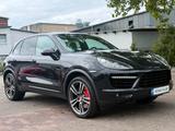 Porsche Cayenne Turbo*Panorama*Bi-Xenon* - Porsche Cayenne aus 2012: Turbo