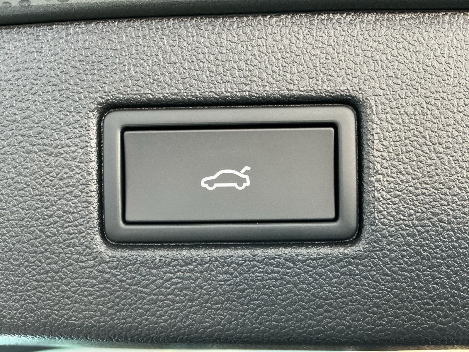 Volkswagen T-Roc - Bild 14