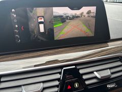 Fahrzeugabbildung BMW 530d Sport Line -- ACC/ Pano/ AHK/ STHZG/ 19LM