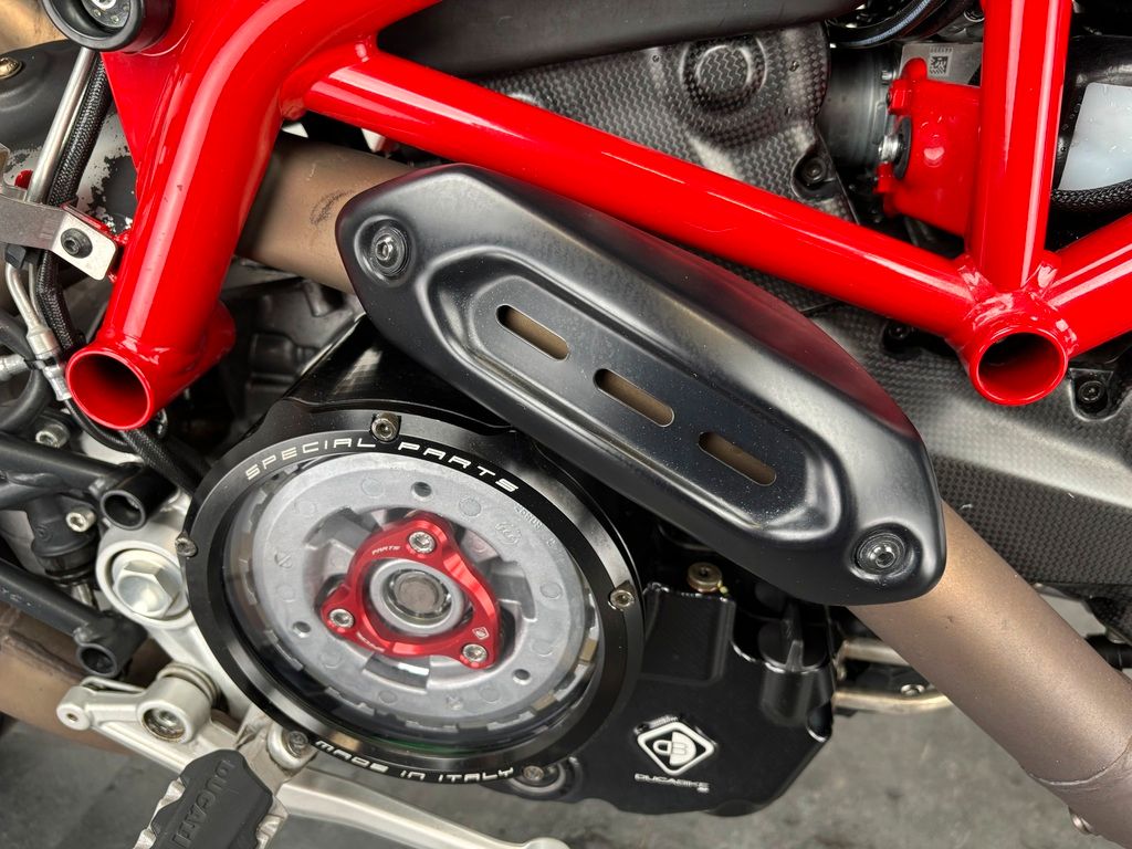 Fahrzeugabbildung Ducati HYPERMOTARD 950 SP *WENIG KILOMETER *TOP-ZUSTAND