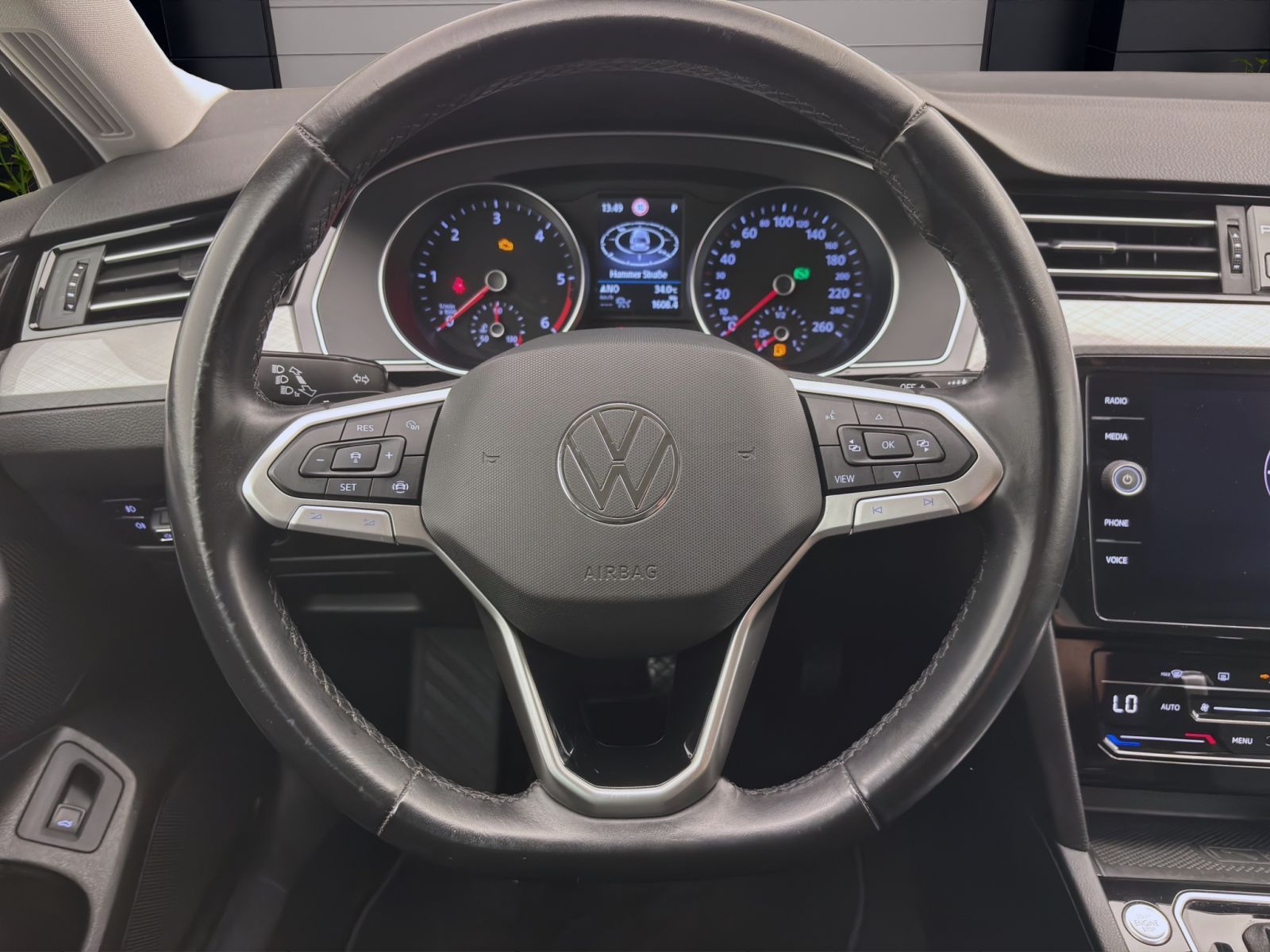 Volkswagen Passat Variant - Bild 12