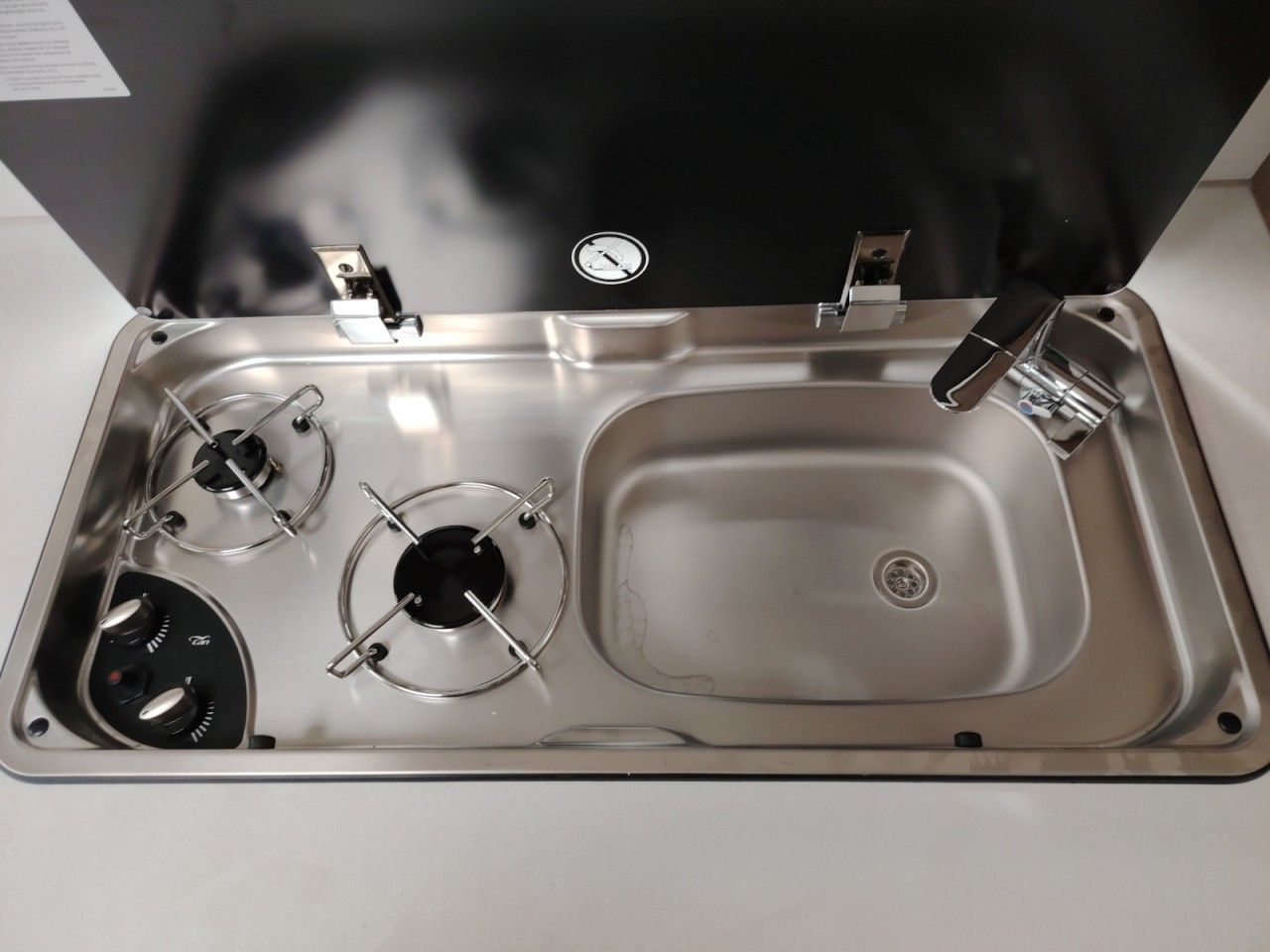 Fahrzeugabbildung Carado V337 PRO+ Automatik Markise Klima Fenster el.