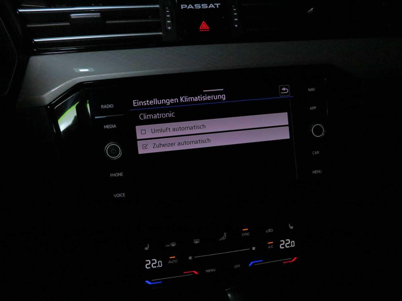 Volkswagen Passat Variant 2.0 TDI SCR DSG7 Business Navi