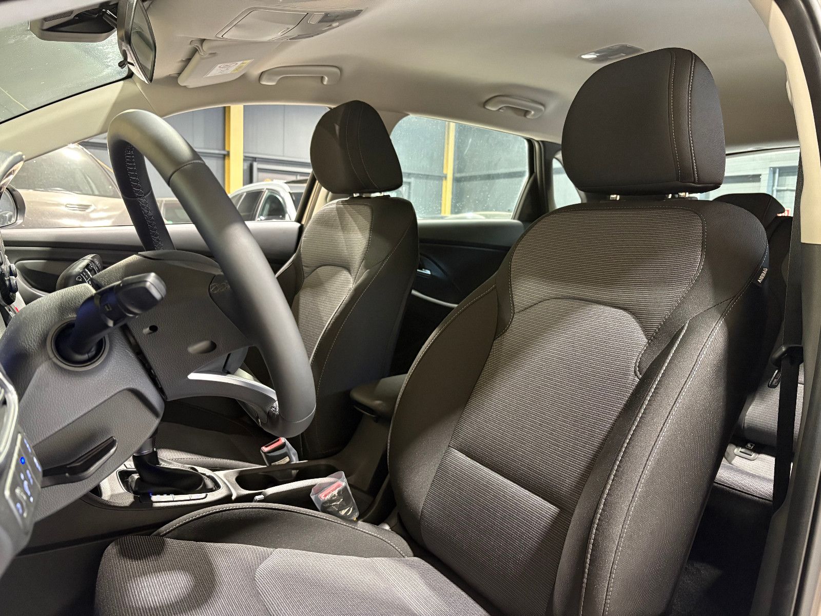 Fahrzeugabbildung Hyundai i30 Select Mild-Hybrid/PDC/DAB/SHZ/KLIMA/TEMPOMA