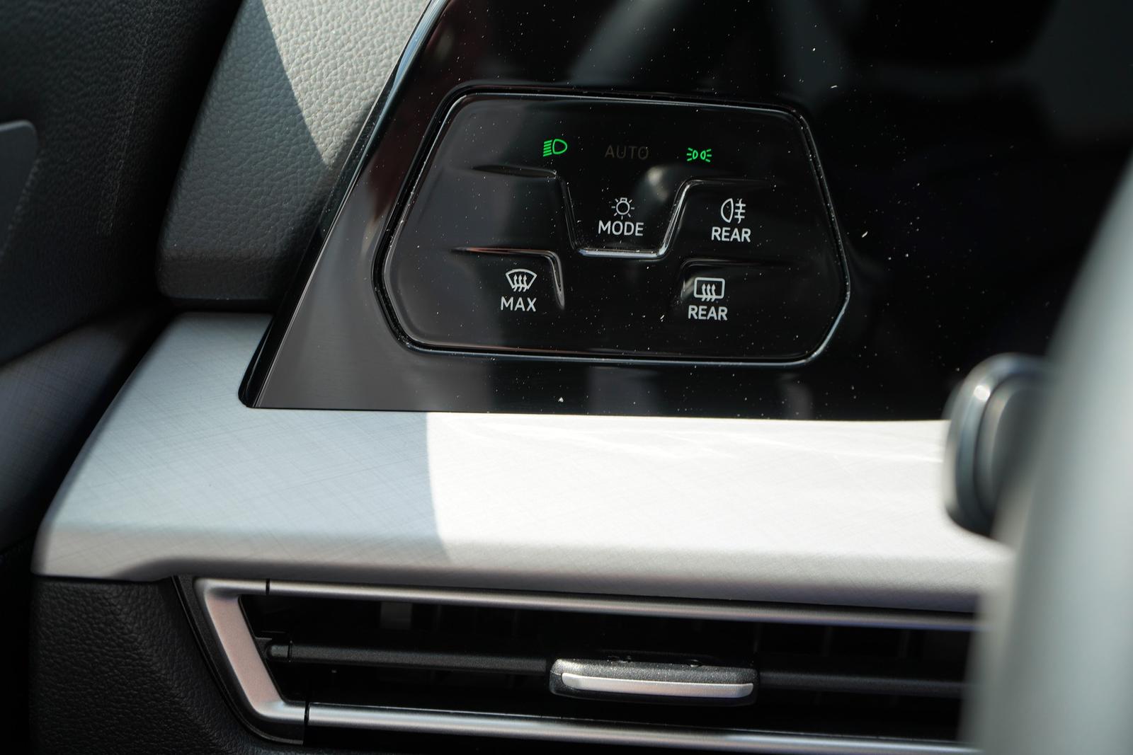 Volkswagen Golf VIII Variant Life DSG LED Navi ACC AHK PDC, миниатюра 17