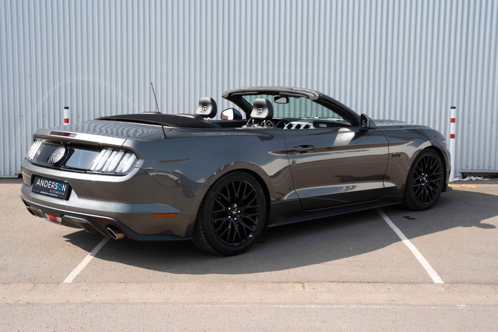 Fahrzeugabbildung Ford MUSTANG GT CONVERTIBLE 5.0 V8 KAM NAV SITZBEL