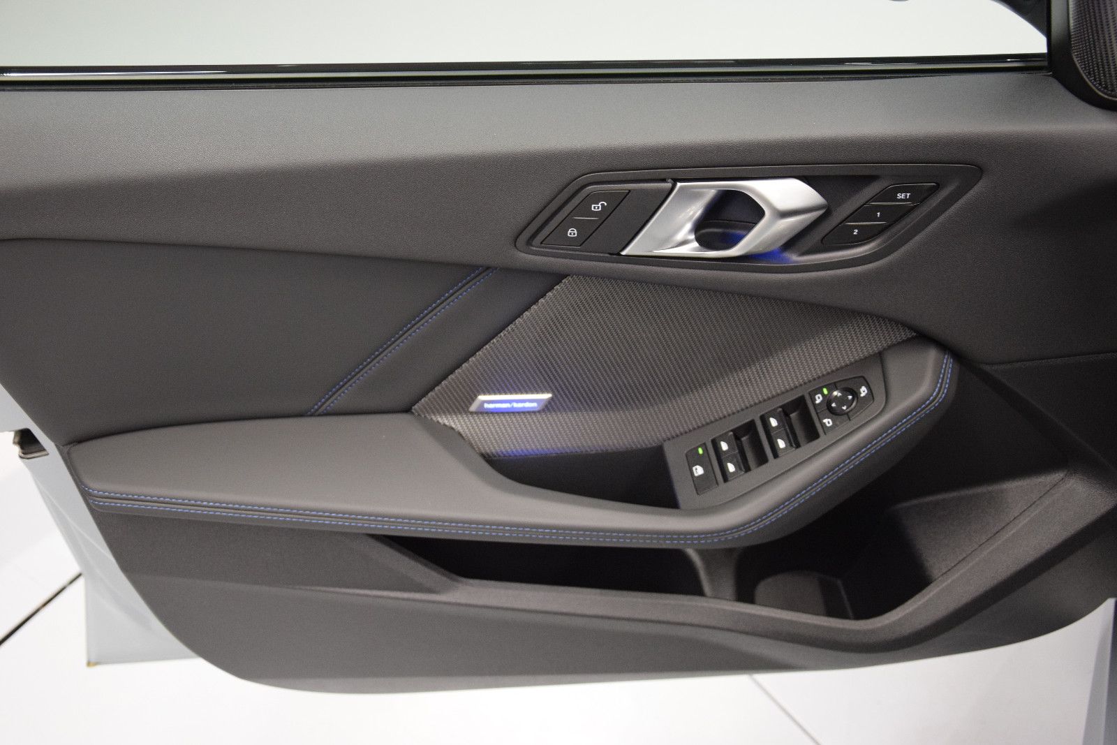 Fahrzeugabbildung BMW 220 i Gran Coupé M Sport Pano H&k Memory Schale