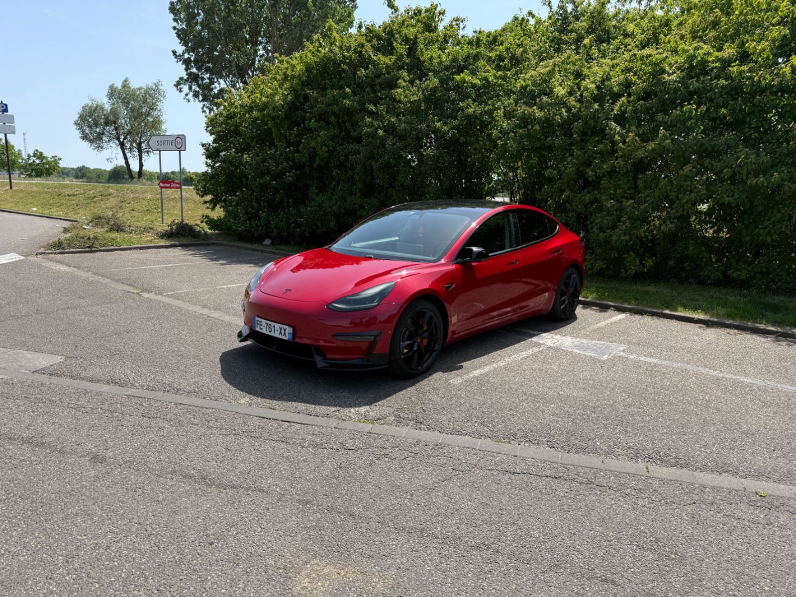 TESLA Model 3