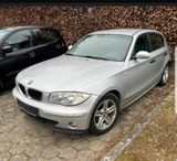 BMW 118i  Automatik - BMW 118 aus 2005: 118i