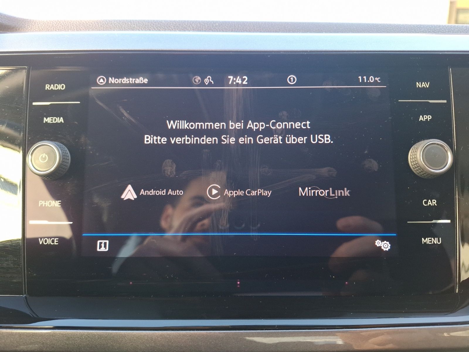 Fahrzeugabbildung Volkswagen Polo TSI Style Matrix Navi AID ACC PDC SH LM