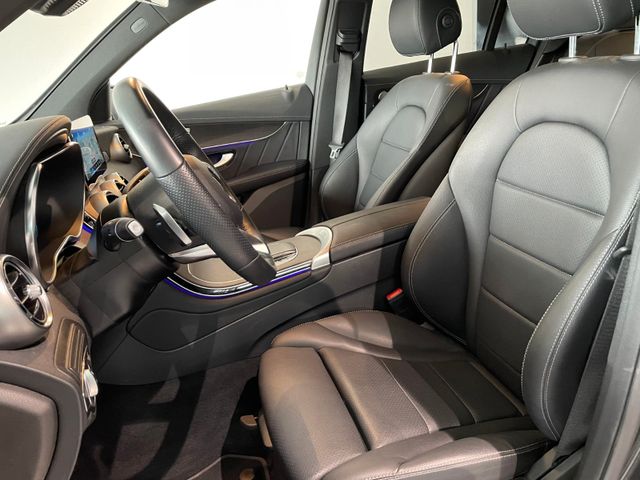 Fahrzeugabbildung Mercedes-Benz GLC 300 de 4M  AMG Line/AHK/Multibeam/Pano