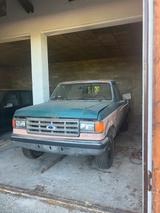 Ford F 250 XLT Lariat - Ford F 250 mit Benzin-Antrieb