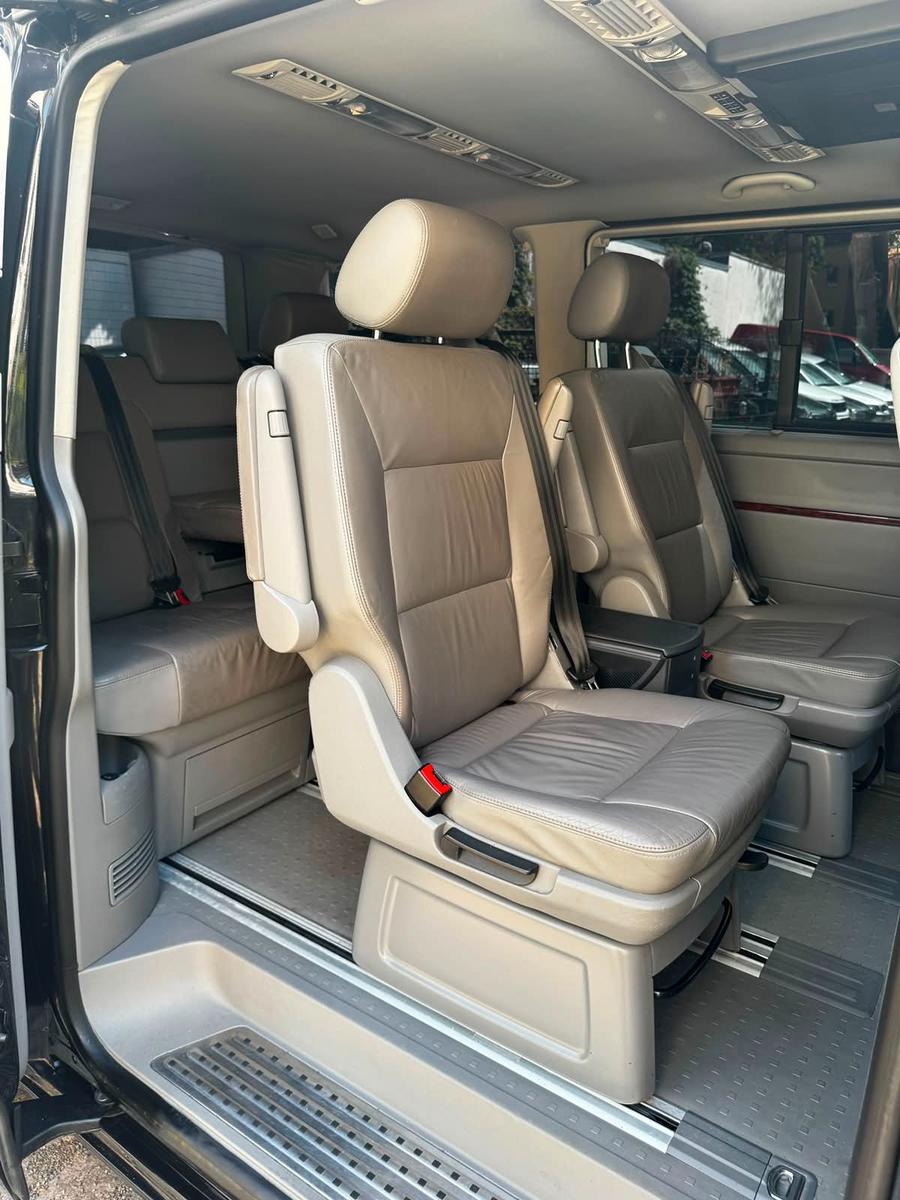 VOLKSWAGEN T5 MULTIVAN 2.5 TDI 174ch HIGHLINE BVM Toit ouvrant Sièges chauffants cuir
