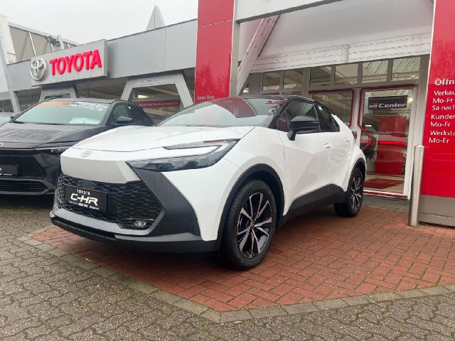 Toyota C-HR Plug-In Black & White inkl. WKR