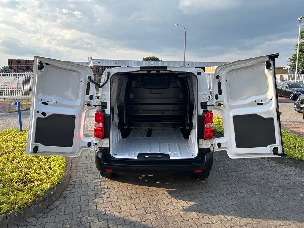 Fahrzeugabbildung Citroën Jumpy ELEKTRO, Klima, PTS, Tempomat, 3-Sitzer, D