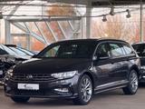 Volkswagen Passat*Variant*2.0*TDI*DSG R-Line*LED*CAM*V.Cock - Volkswagen Passat Variant mit Diesel-Antrieb: Automatik