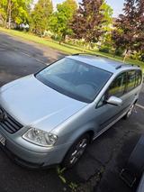 Volkswagen VW Touran 2003  7-Sitzer Familienauto - Volkswagen Touran aus 2003