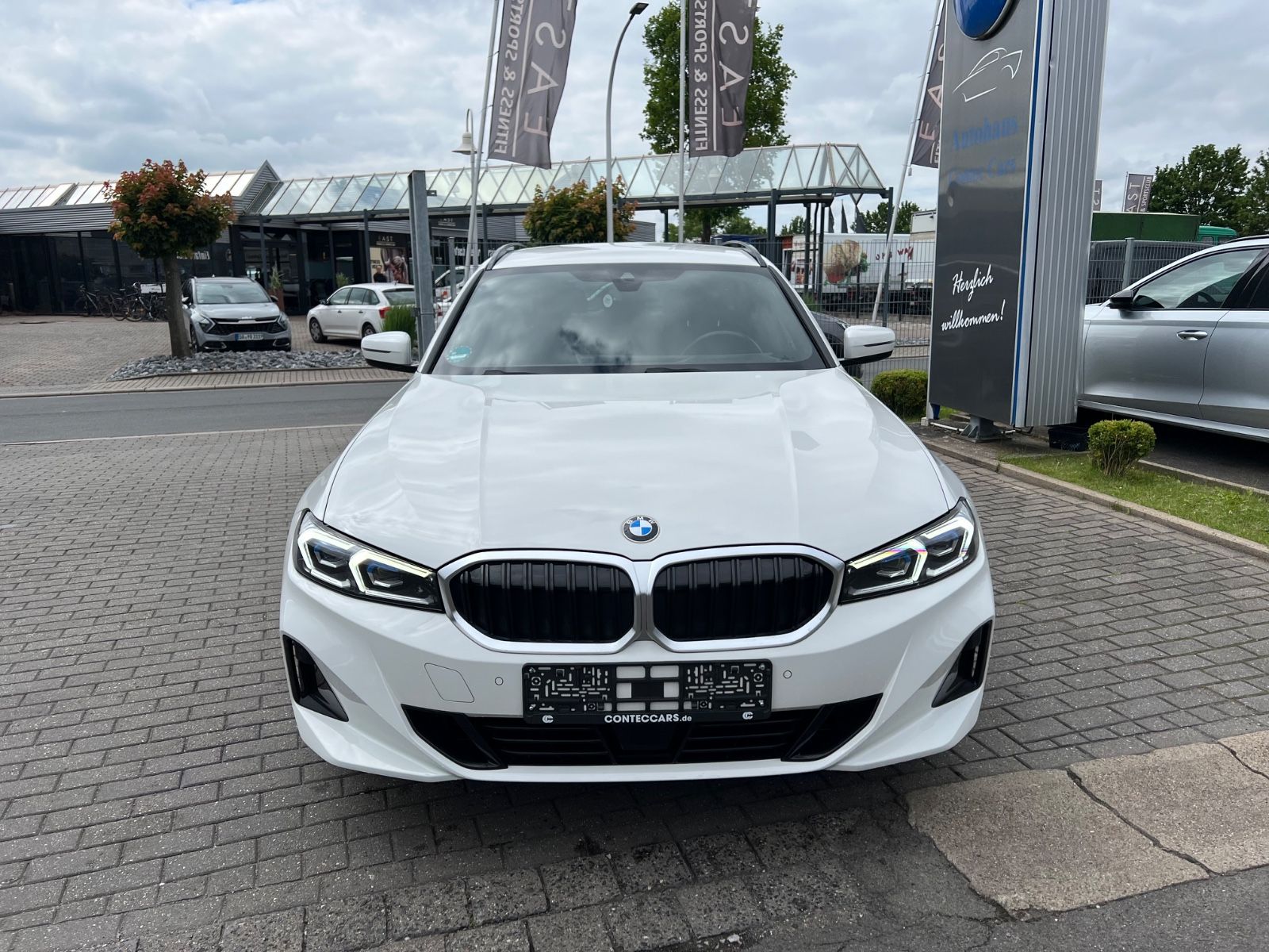 BMW 318d Touring AHK+HuD+ACC+Park Assist+Sportsitze foto 6