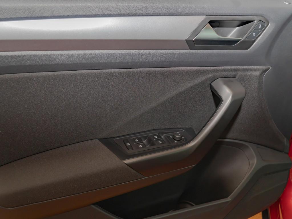 Volkswagen T-Roc Life 1,0 TSI 81kW KAMERA* NAVI* KEYLESS*, миниатюра 10