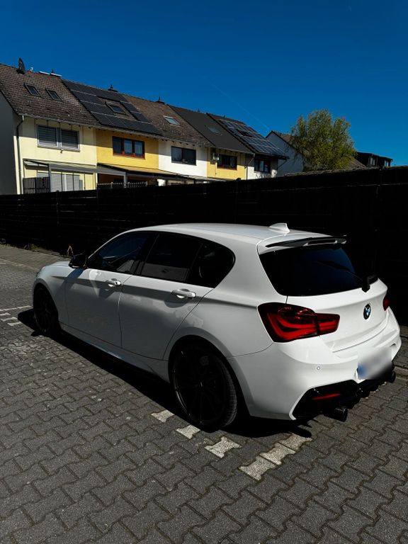 Image of BMW M140i