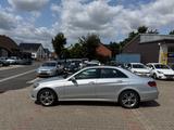 Mercedes-Benz E 220 Avantgarde 1.HD KAM ILS! Rentner ORIG KM! - Mercedes-Benz E 220: Limousine