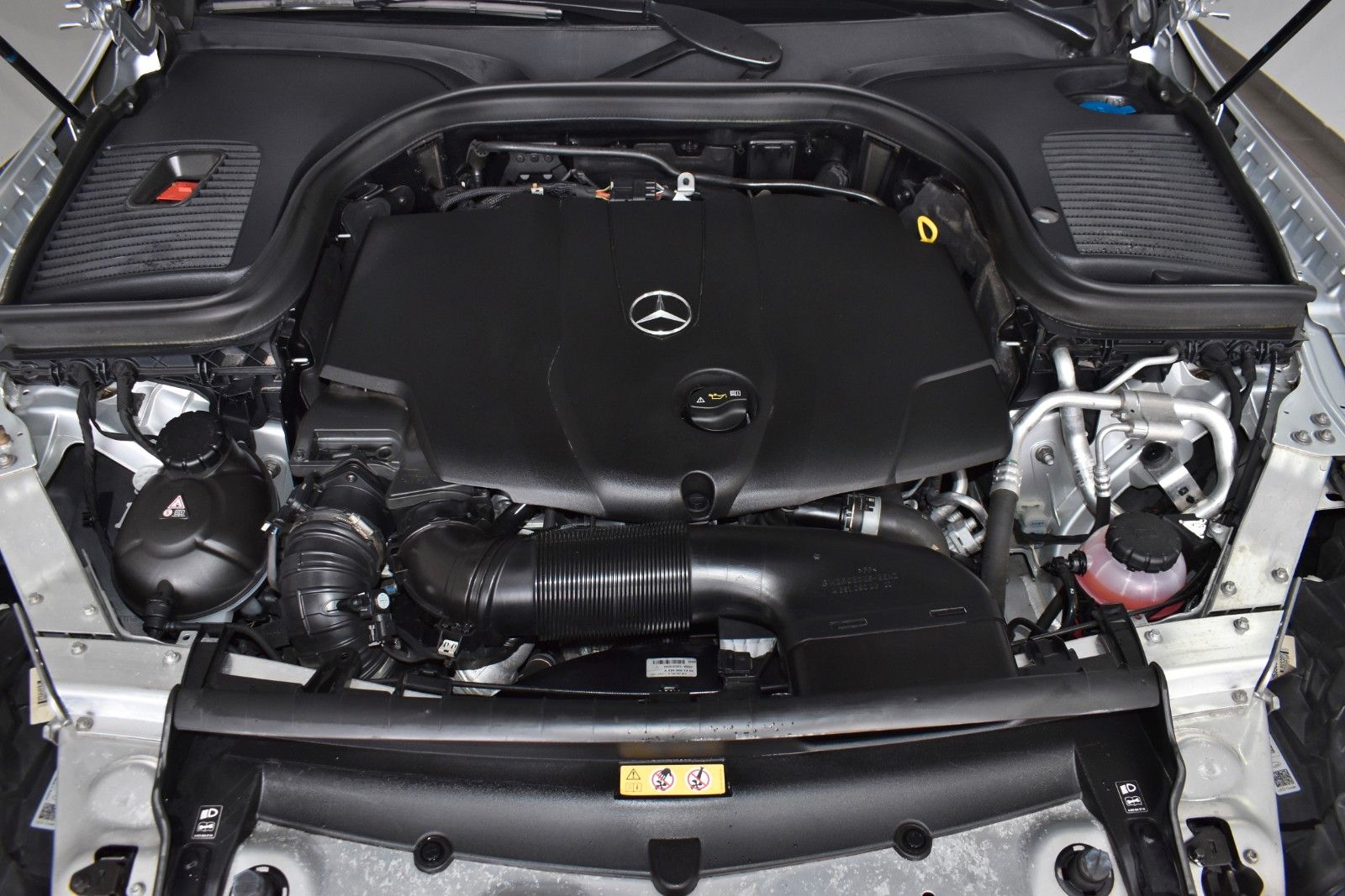 Fahrzeugabbildung Mercedes-Benz GLC 220d Coupe 4M TLeder,Navi,LED,Park-Assistent