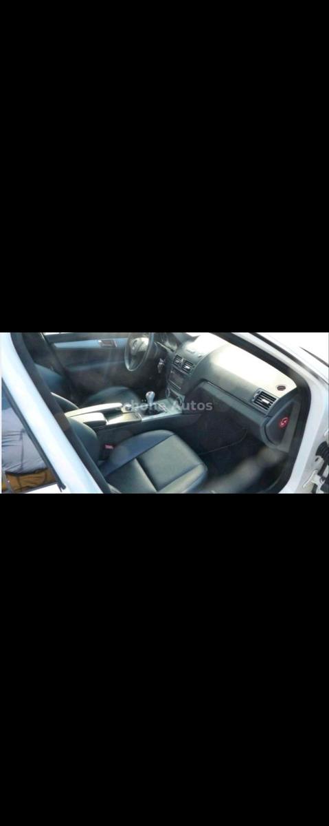 Mercedes-Benz C220 2008 — photo 10