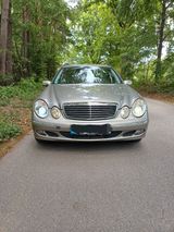 Mercedes-Benz E Klass 220,TÜV bis 10.2026 - Mercedes-Benz 220 aus 2005