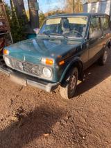 Lada Verkaufe Lada Niva 4x4 - Lada aus 2011