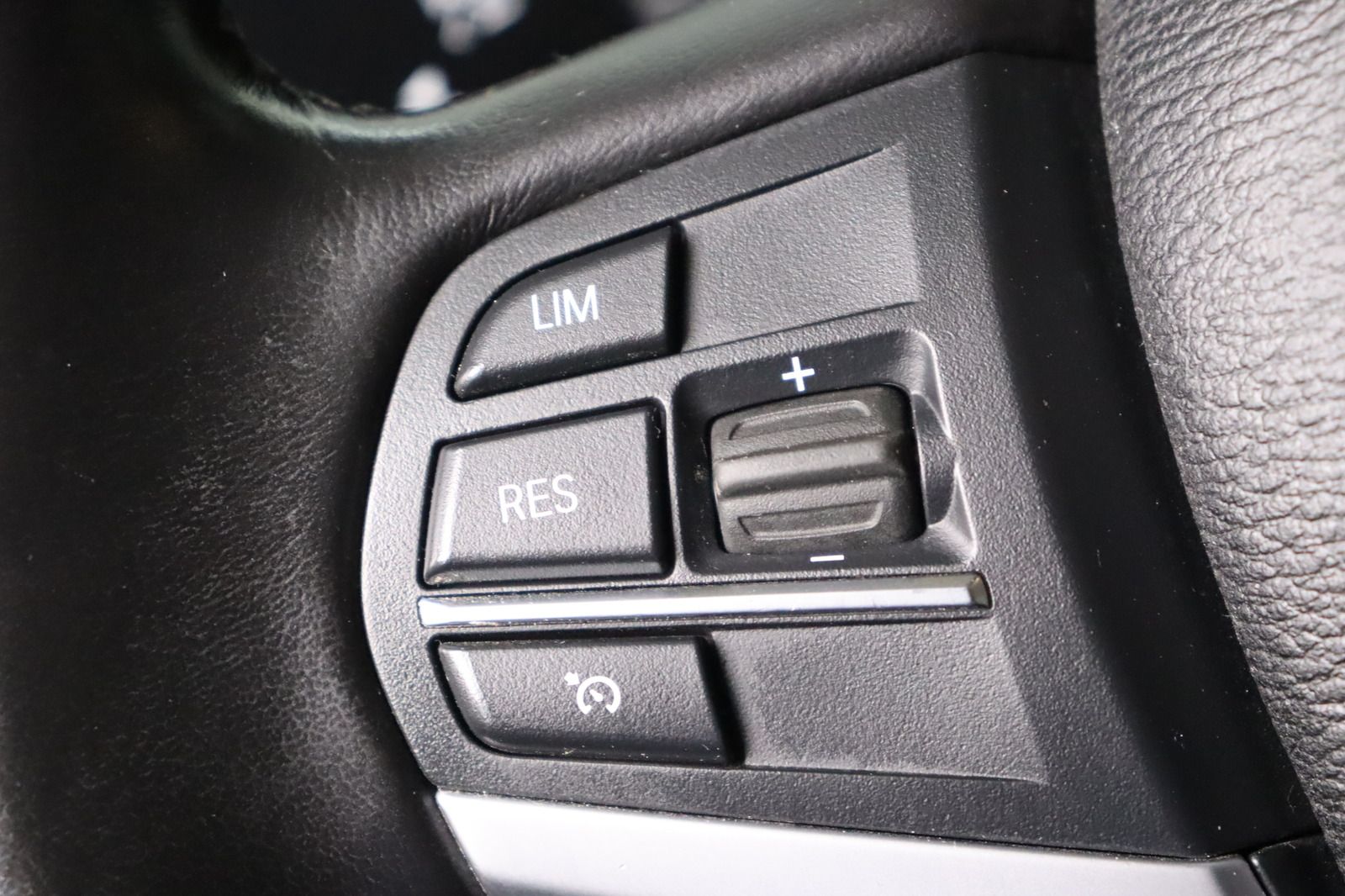 Fahrzeugabbildung BMW X5 xDrive * Memory * Sitzhzg./-lüftung