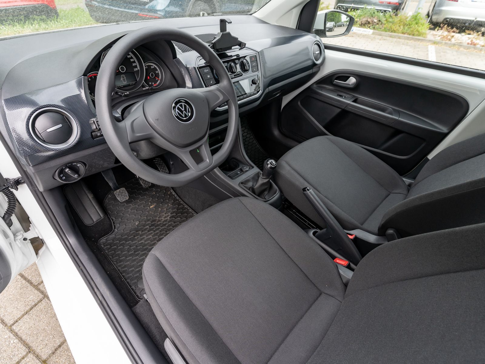 Volkswagen up! - Bild 12