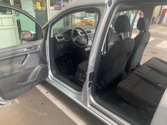 Fahrzeugabbildung Volkswagen Caddy 2,0 TDI 4Motion Trendline Standheizung ...