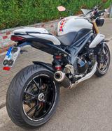 Triumph Speed Triple 1050 - TRIUMPH SPEED TRIPLE