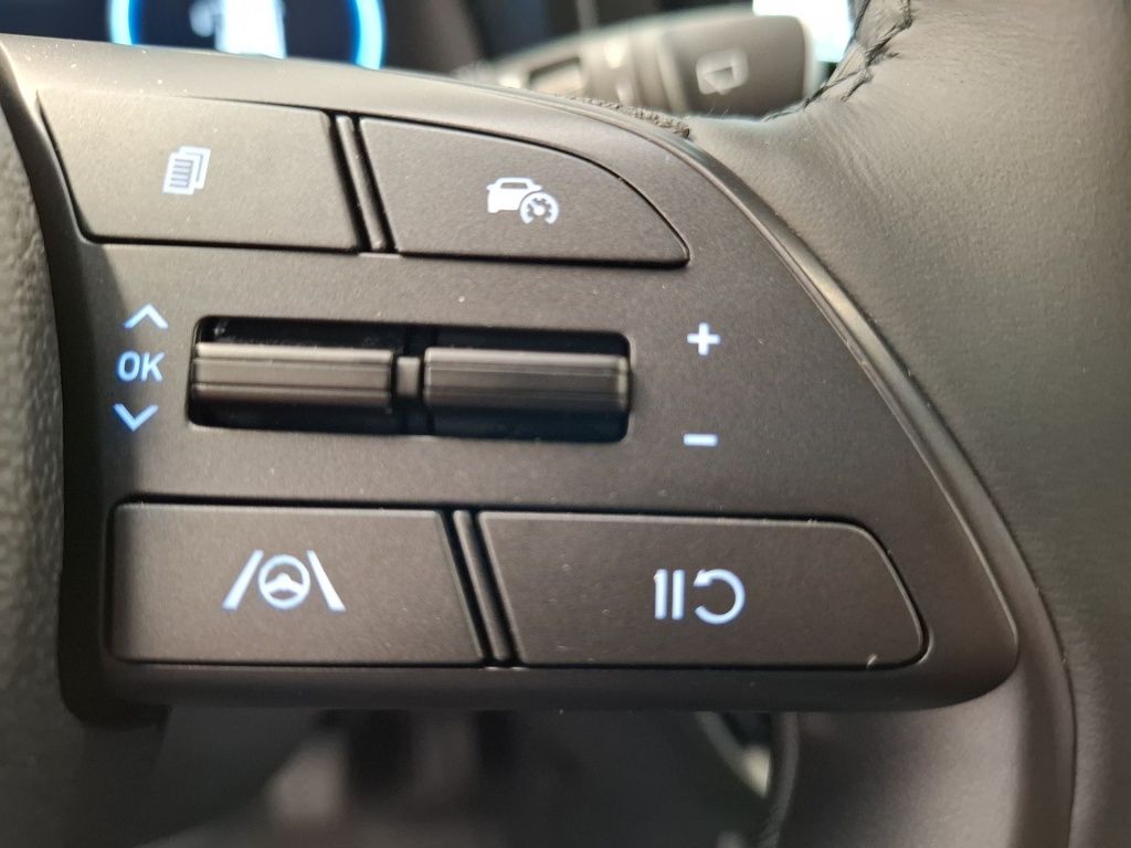 Fahrzeugabbildung Hyundai i20 FL (MY25) 1.0 T-GDI (100 PS) 6-MT 2WD Prime,