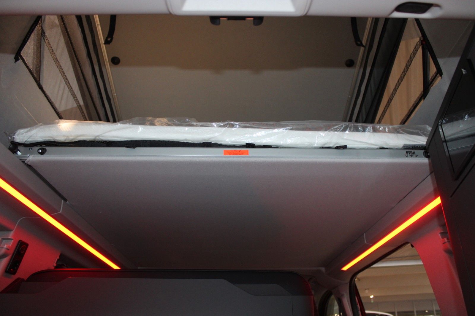 Fahrzeugabbildung Ford NUGGET L1 Active MARKISE + Aufstelldach SOFORT