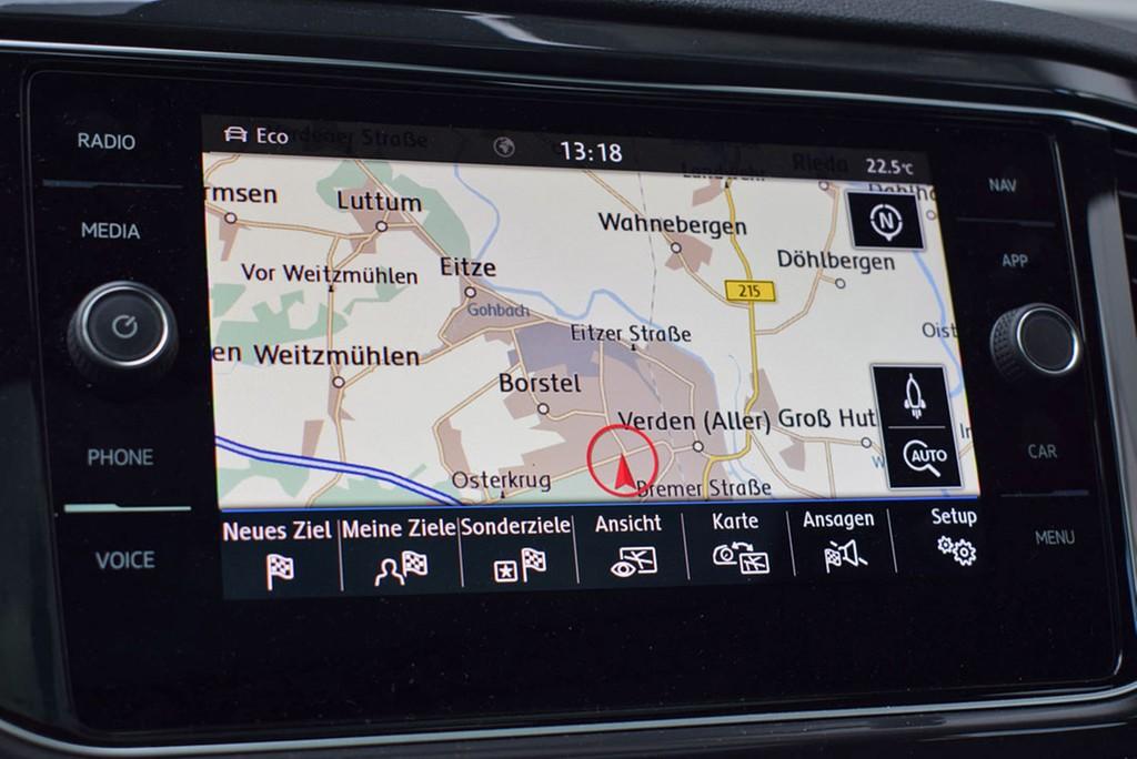 Volkswagen T-Roc 2.0 TSI 4Mo/DSG *R-Line*LED*AHK*Pano*RüKam, миниатюра 9