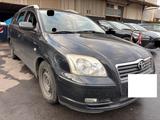 Toyota Avensis Combi Executive 1.8-l-VVT-i - Toyota Avensis aus 2004: Kombi